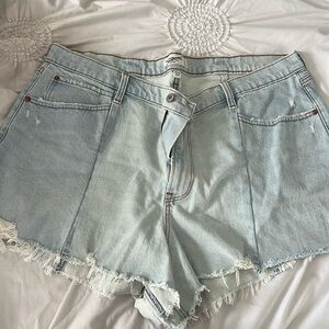 trendy shorts